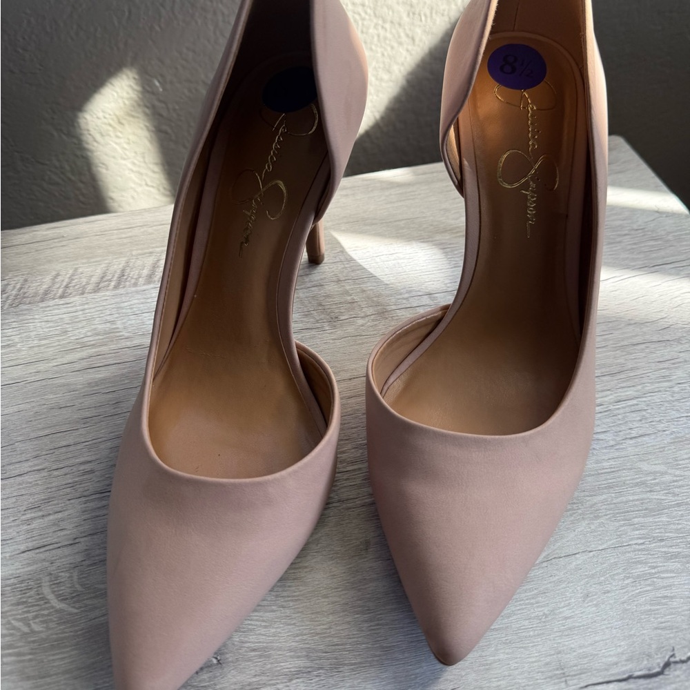 ✨ Jessica Simpson Lovvey High Heel
